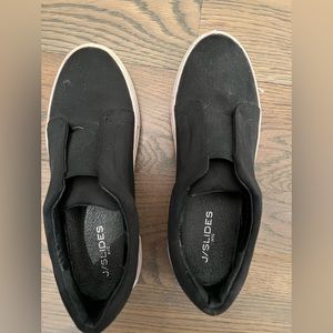 J slides platform sneakckers